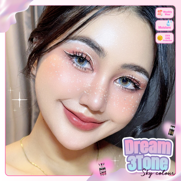 Dream 3 Tone Blue Color Lenses by Wink Lens – cosmetic lens on model with natural makeup