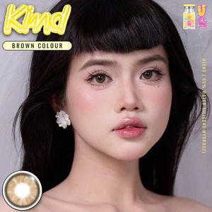 Kind Brown Color Lenses by U Lens – cosmetic lens on model with natural makeup