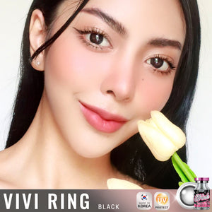 Vivi Ring Black Lenses by Wink Lens fashion contact lenses – close-up on eye
